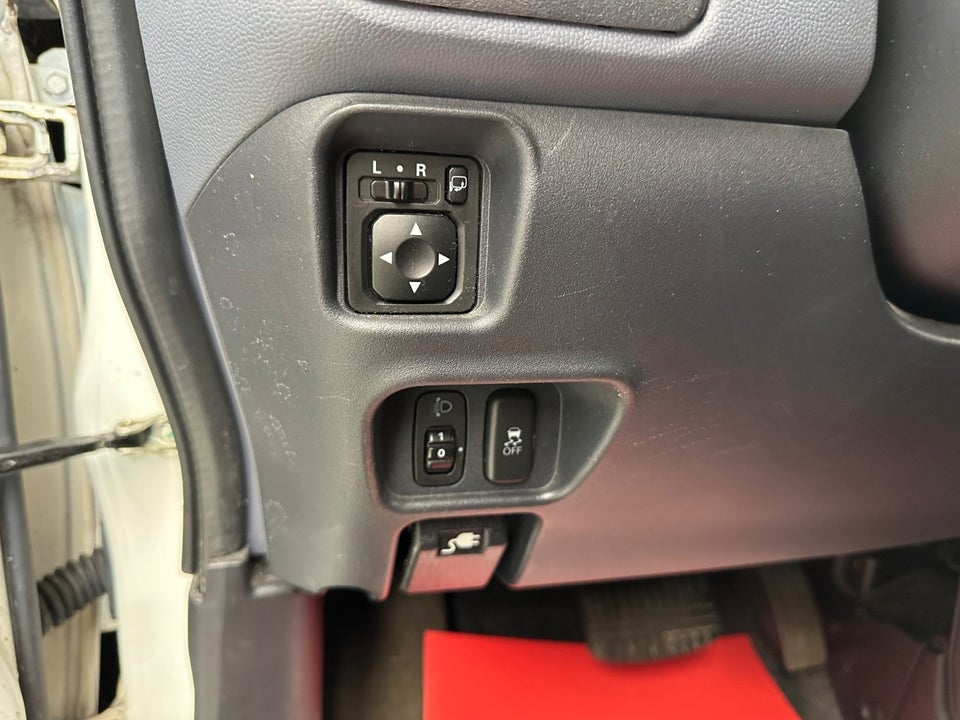 Peugeot iOn Highline 5d