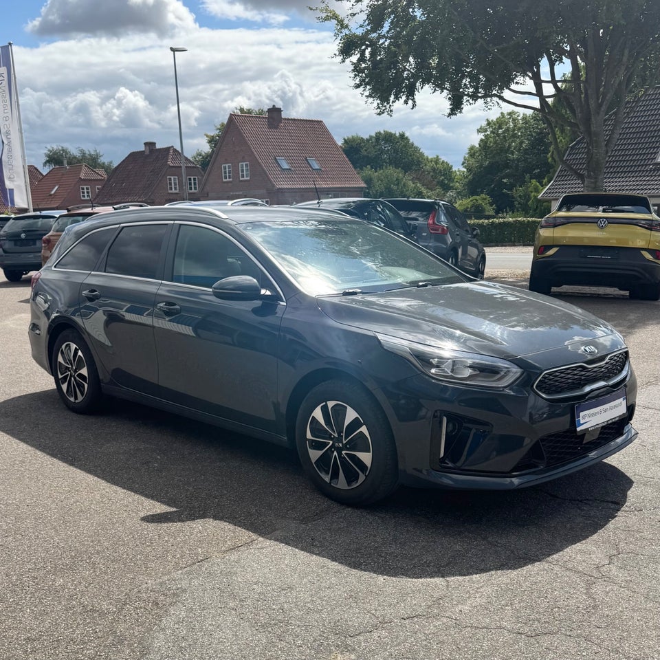 Kia Ceed 1,6 PHEV Upgrade SW DCT 5d