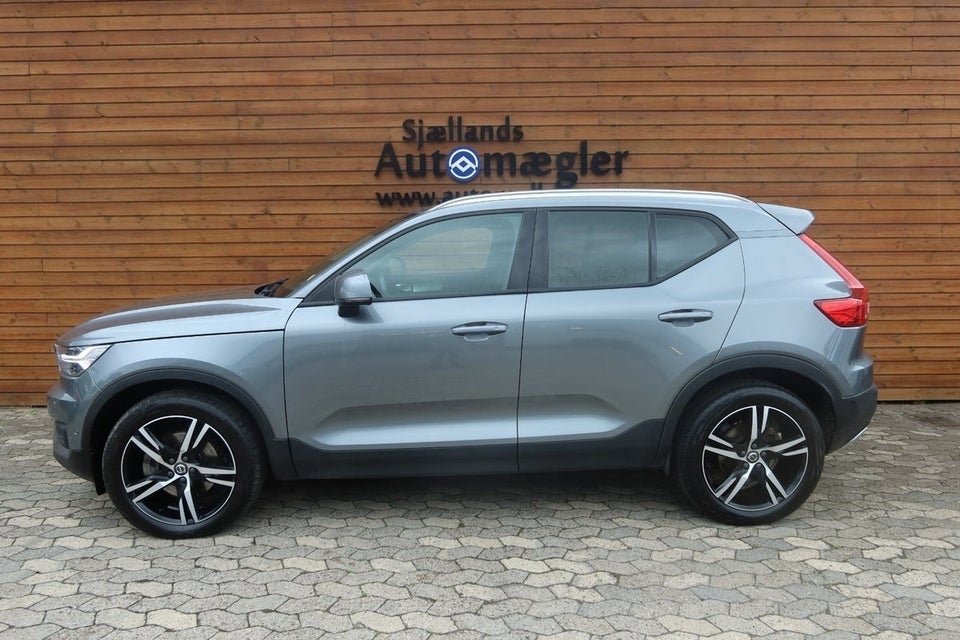 Volvo XC40 2,0 D4 190 Momentum aut. AWD 5d