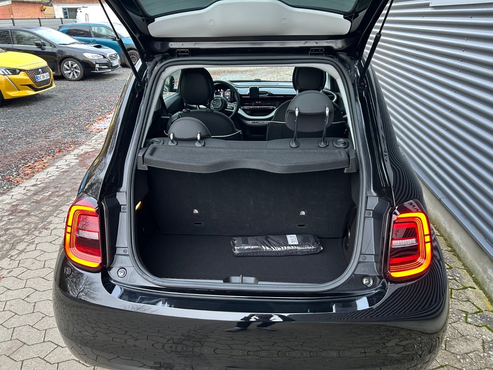 Fiat 500e 24 Action 3d