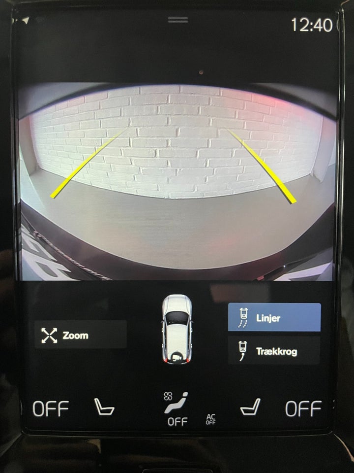 Volvo XC40 1,5 T3 156 Momentum 5d