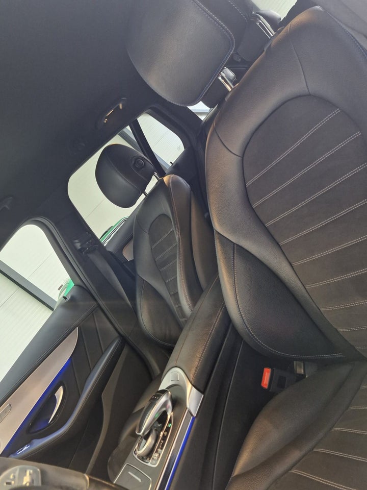 Mercedes C300 2,0 AMG Line Night Edition stc. aut. 5d