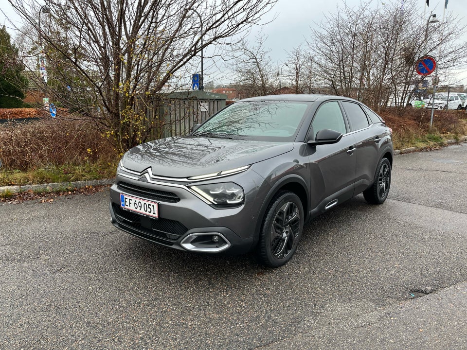 Citroën C4 1,2 PureTech 100 Attraction 5d