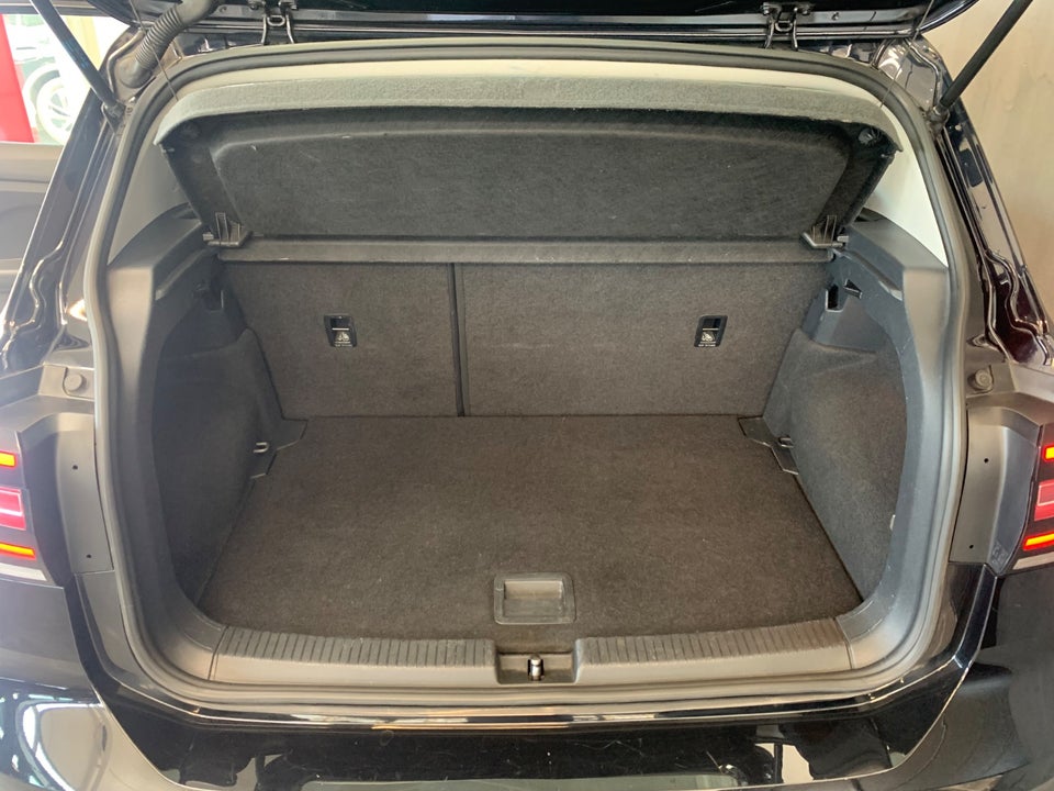 VW T-Cross 1,0 TSi 115 Life DSG 5d