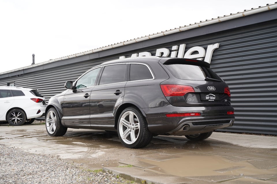 Audi Q7 3,0 TDi 245 S-line quattro Tiptr. 7prs 5d