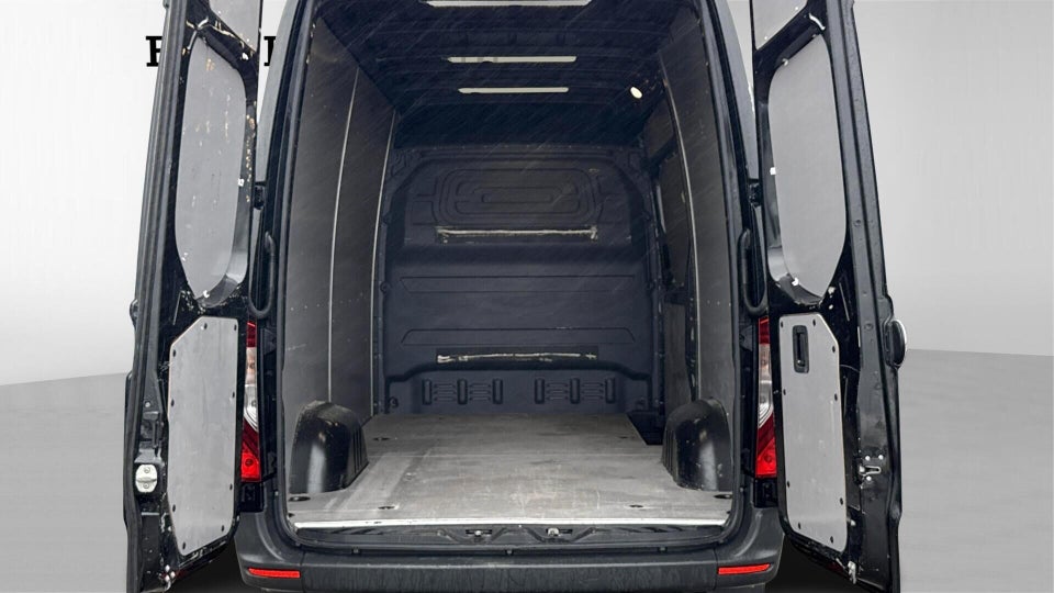 Mercedes Sprinter 317 2,0 CDi A2 Kassevogn aut. RWD