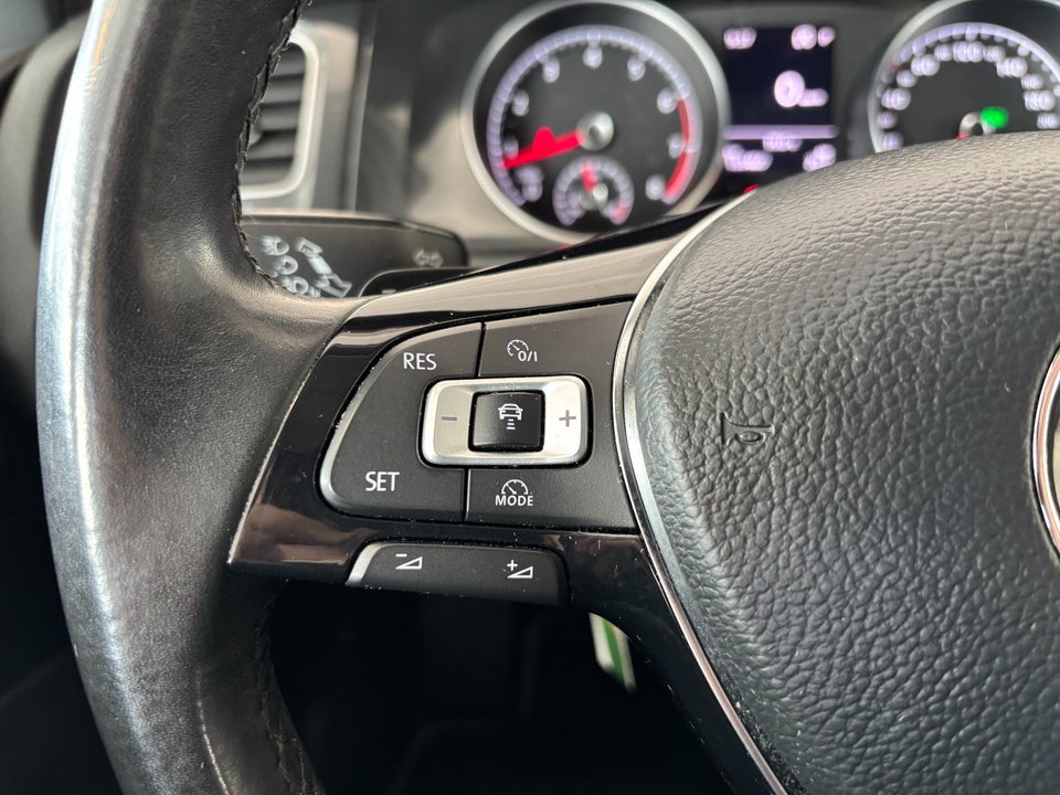 VW Golf VII 1,4 TSi 125 Comfortline Variant DSG 5d