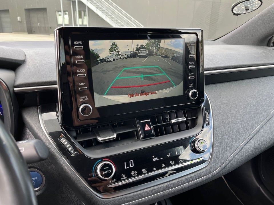 Toyota Corolla 2,0 Hybrid H3 Premium MDS 5d