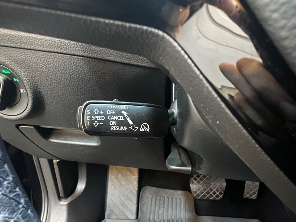 Skoda Superb 2,0 TDi 190 Style Combi DSG 5d