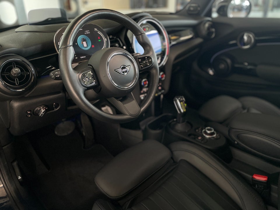 MINI Cooper SE Maximise 3d