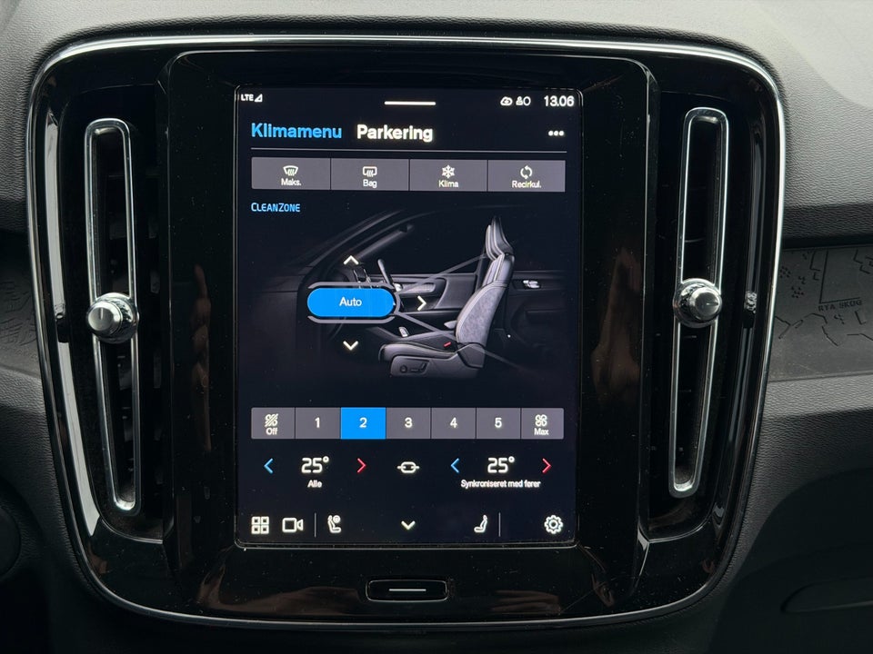 Volvo XC40 ReCharge Extended Range Core 5d