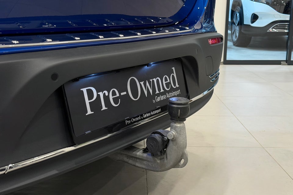 Mercedes EQA300 Progressive 4Matic 5d