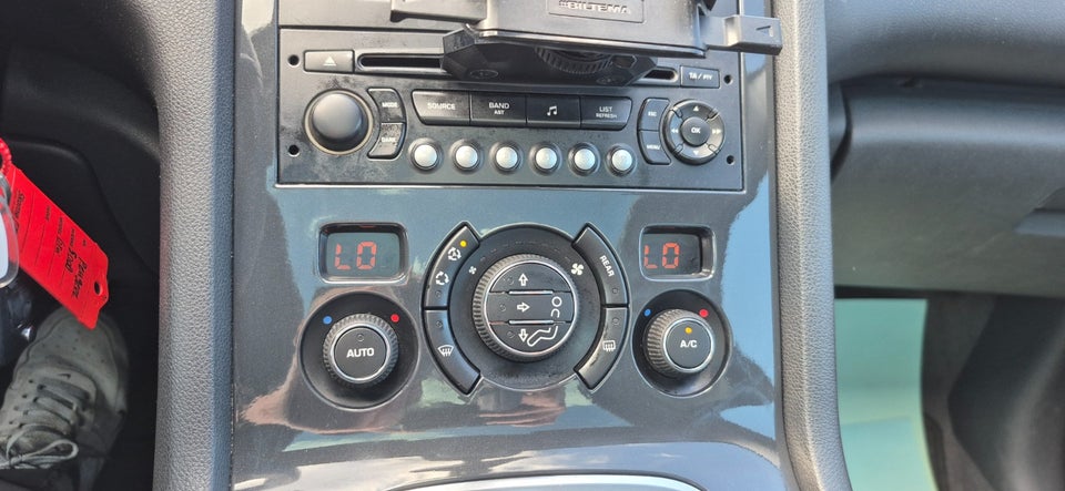 Peugeot 5008 2,0 HDi 150 Premium 7prs 5d