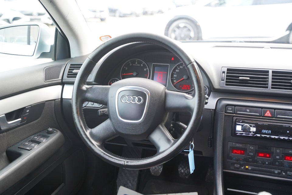 Audi A4 1,6 Avant 5d