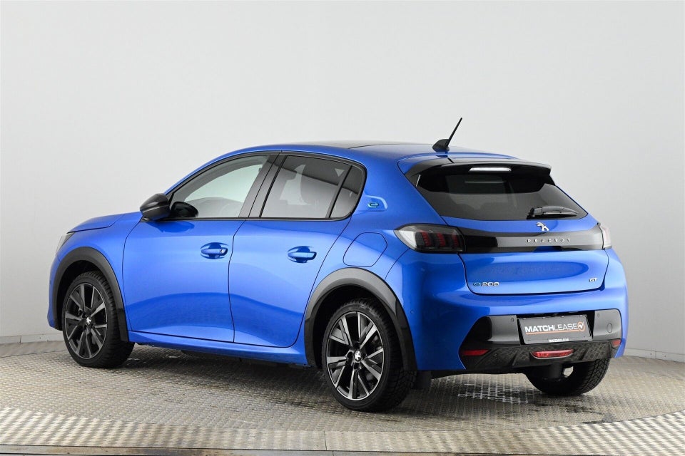 Peugeot e-208 50 GT 5d