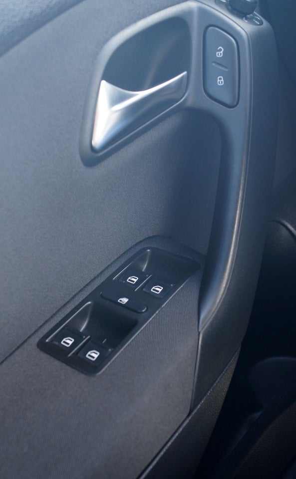 VW Polo 1,6 TDi 90 Comfortline BMT 5d