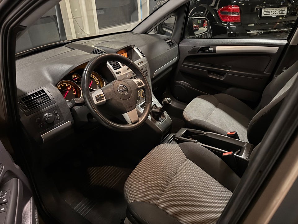 Opel Zafira 1,8 16V Classic 7prs 5d