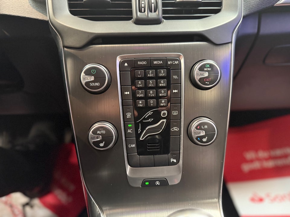 Volvo V40 CC 2,0 D4 177 Kinetic aut. 5d