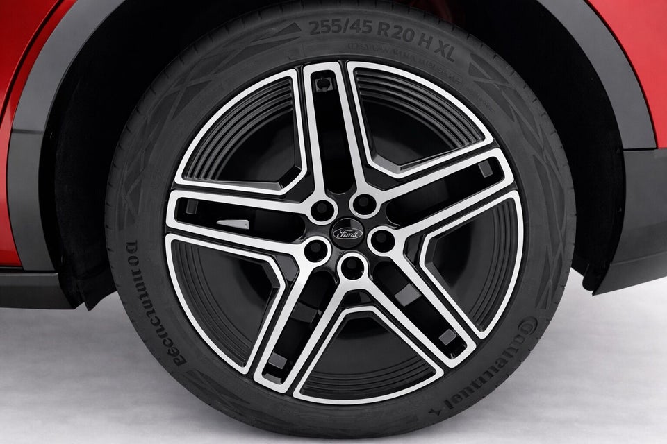 Ford Capri 77 Premium Extended Range 5d