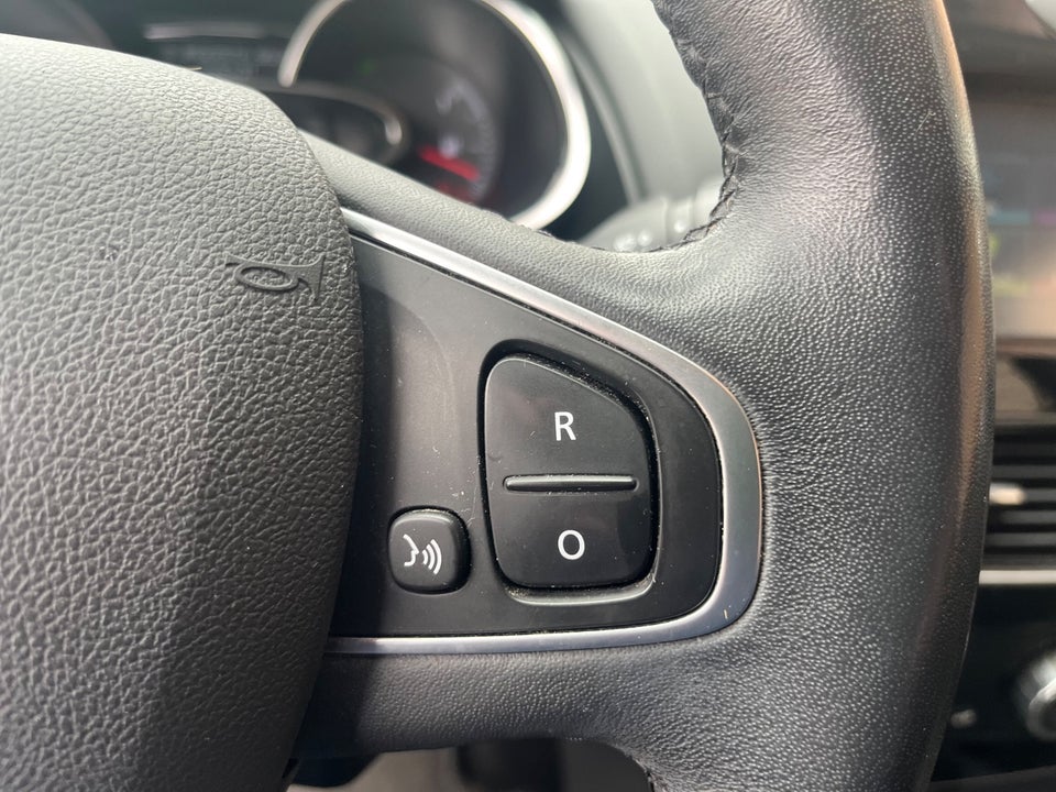 Renault Clio IV 1,5 dCi 90 Zen Sport Tourer 5d
