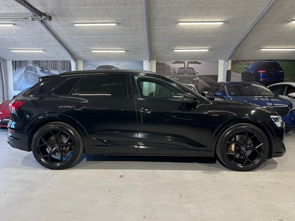 Audi e-tron 55 S-line quattro 5d
