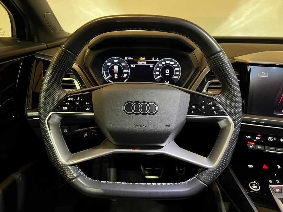 Audi Q4 e-tron 40 S-line Sportback 5d