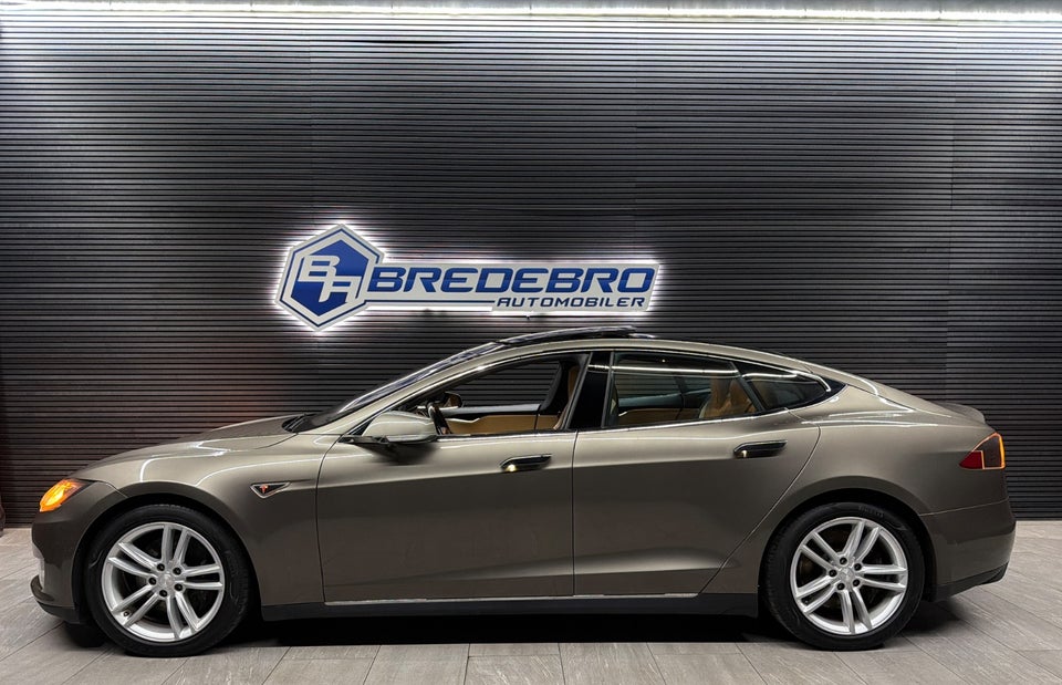 Tesla Model S 70D 5d