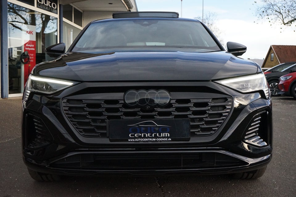 Audi Q8 e-tron 55 S-line Black Style quattro 5d