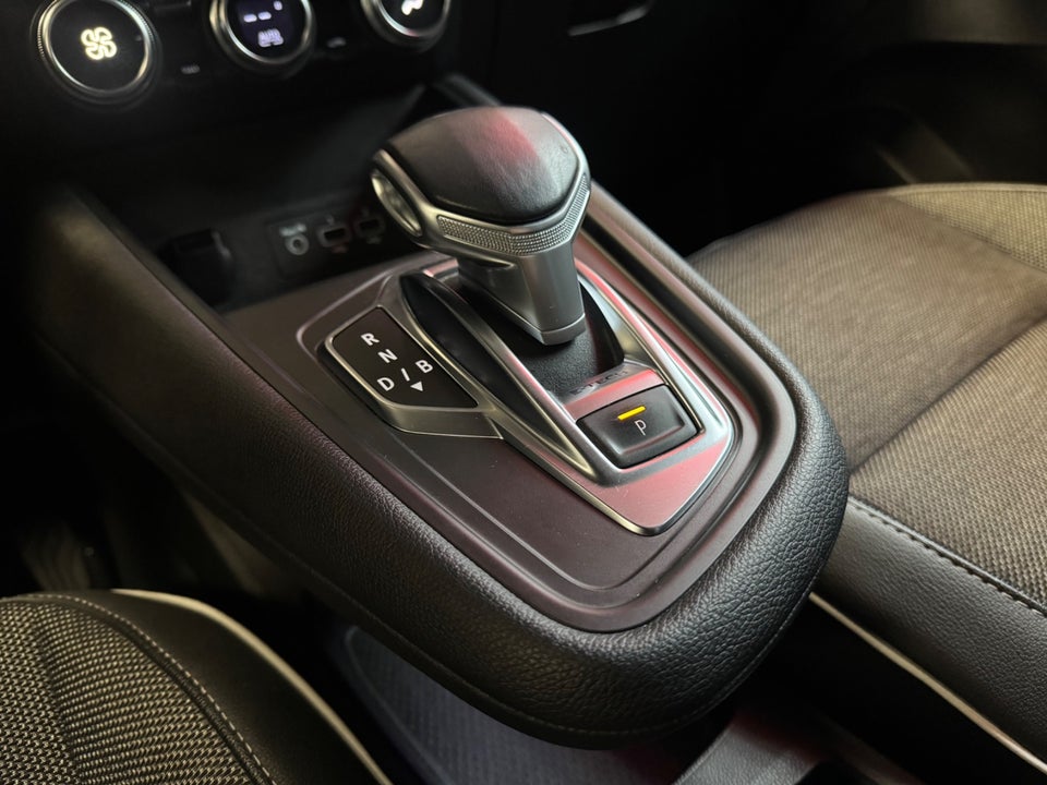 Renault Captur 1,6 E-Tech Intens 5d