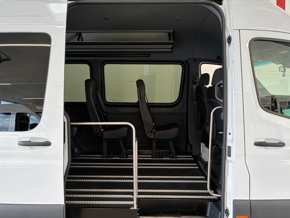 Mercedes Sprinter 317 2,0 CDi A2 Tourer PRO aut. RWD