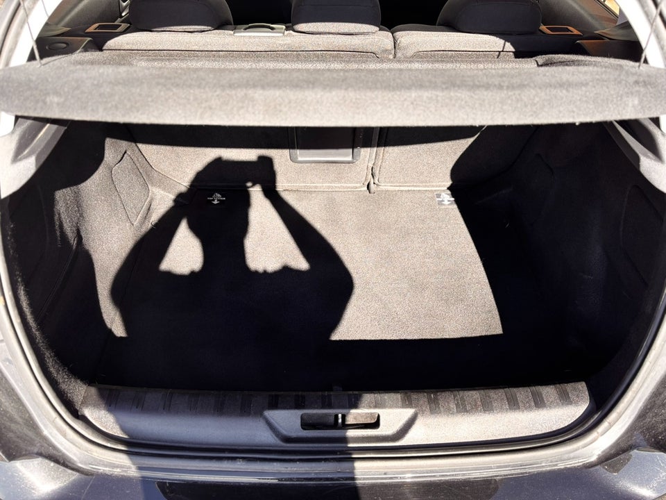 Peugeot 308 1,6 BlueHDi 120 Allure Sky 5d