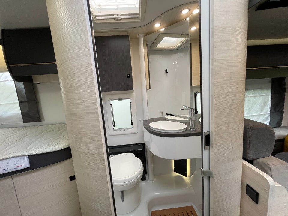 Chausson 627 GA 2,0 Titanium Premium aut. 3d