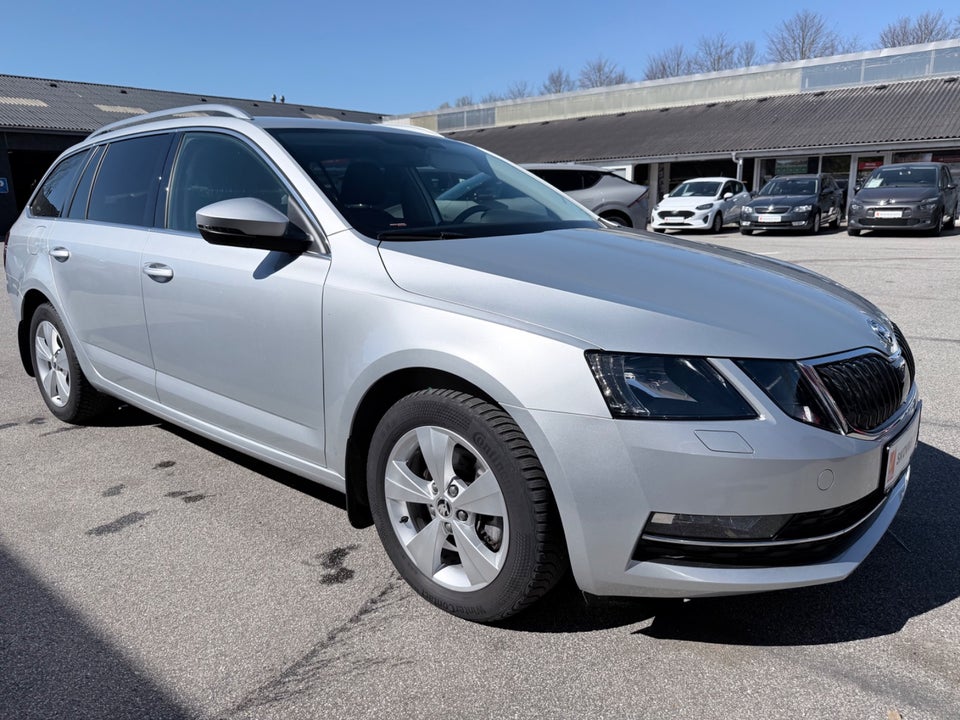 Skoda Octavia 2,0 TDi 150 Business Line+ Celebration Combi DSG 5d
