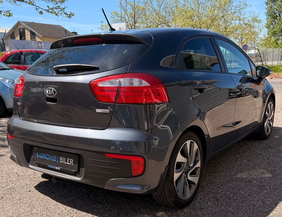 Kia Rio 1,4 CVVT Premium 5d