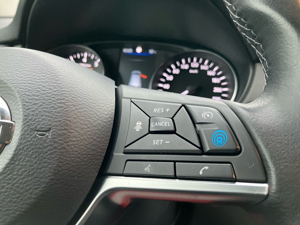 Nissan Qashqai 1,3 Dig-T 160 N-Connecta DCT 5d