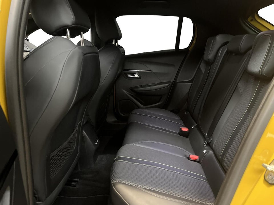 Peugeot e-208 50 GT Line 5d