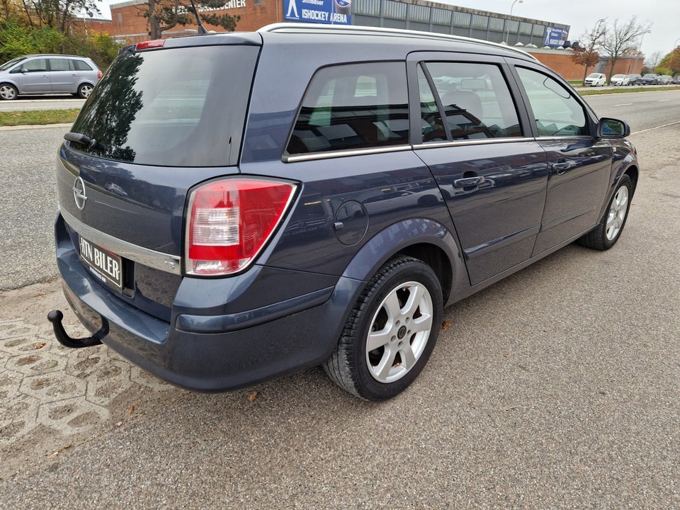 Opel Astra 1,8 16V 140 Enjoy Wagon 5d