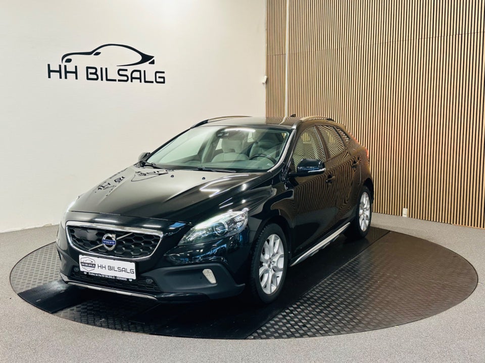 Volvo V40 CC 2,0 D4 190 Summum aut. 5d