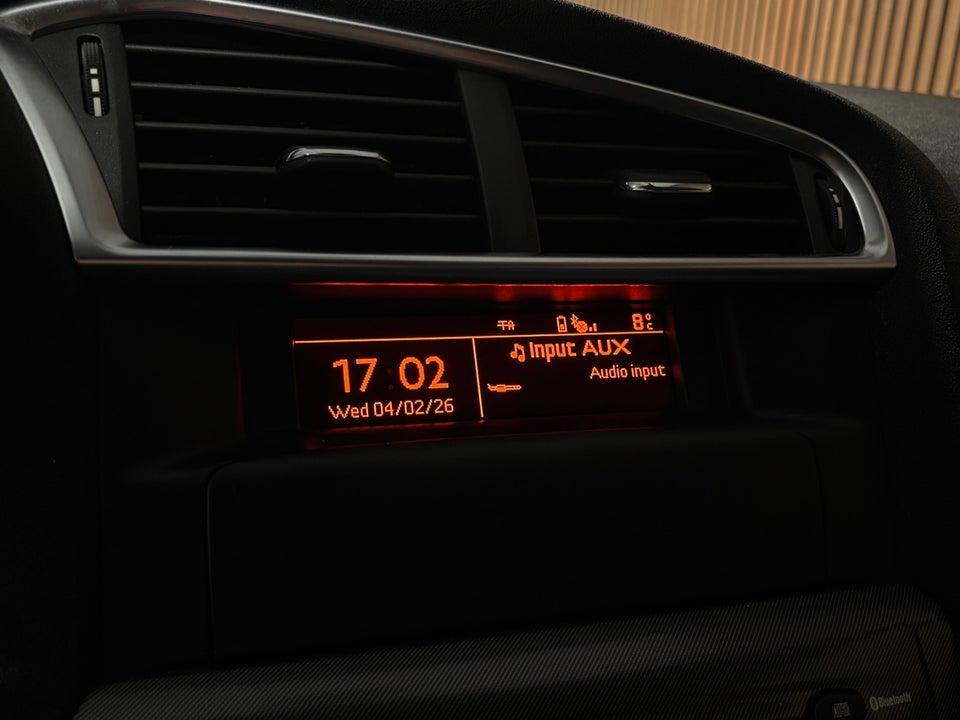 Citroën C4 1,6 BlueHDi 120 Feel 5d