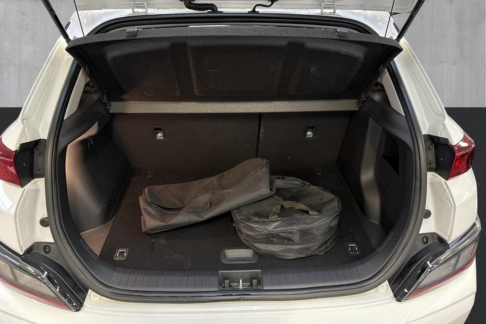 Hyundai Kona 39 EV Select 5d