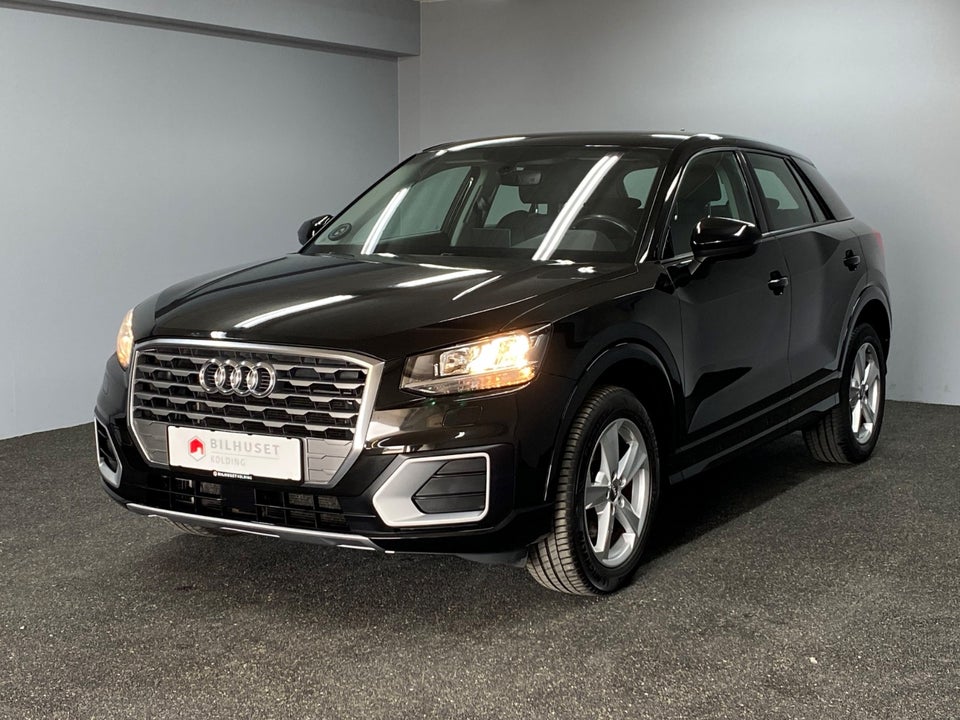 Audi Q2 30 TDi Sport Prestige S-tr. 5d