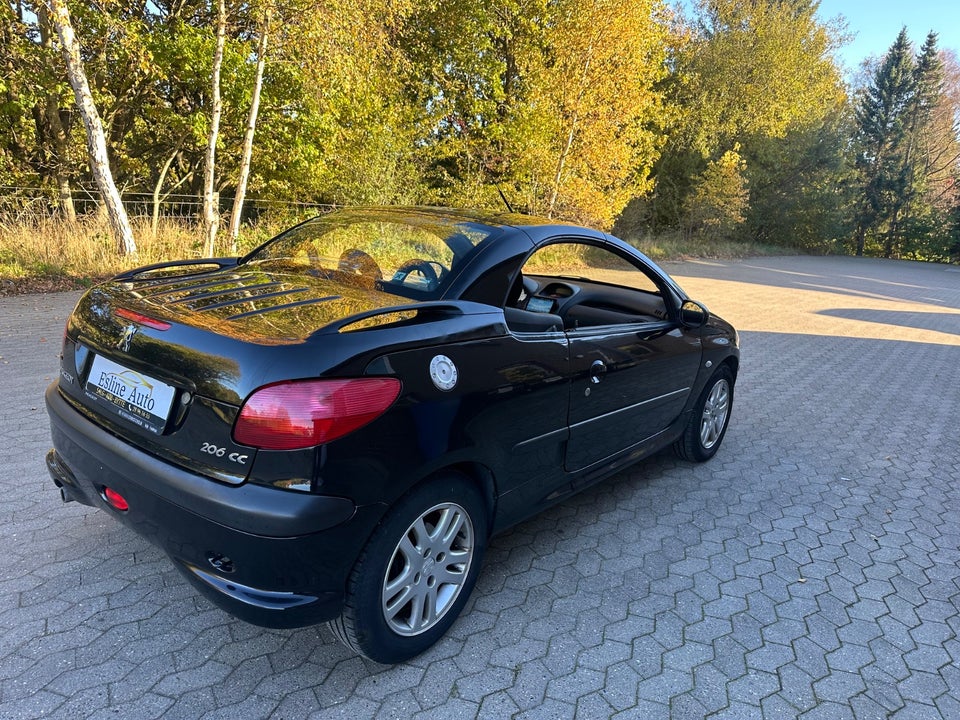 Peugeot 206 1,6 16V CC 2d