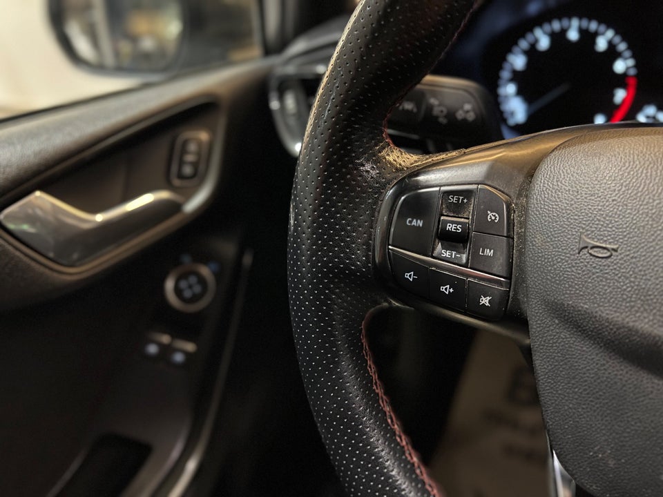 Ford Fiesta 1,0 EcoBoost ST-Line 5d