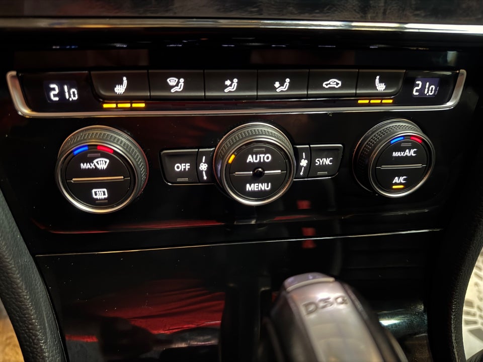VW Golf VII 1,5 TSi 150 Highline Variant DSG 5d