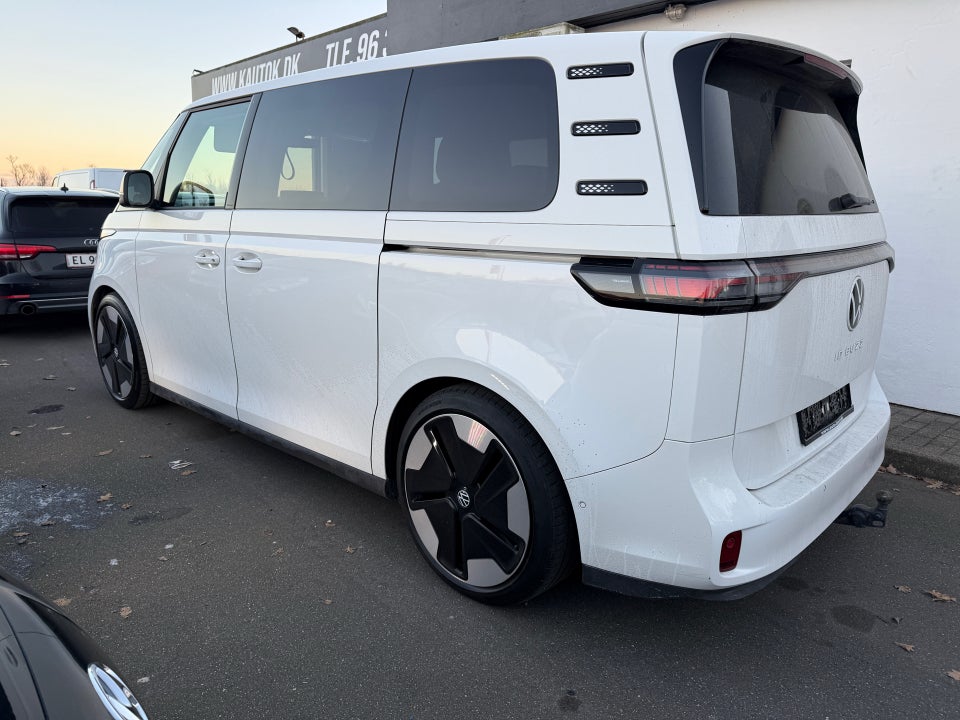 VW ID.Buzz 77 Pro SWB 5d