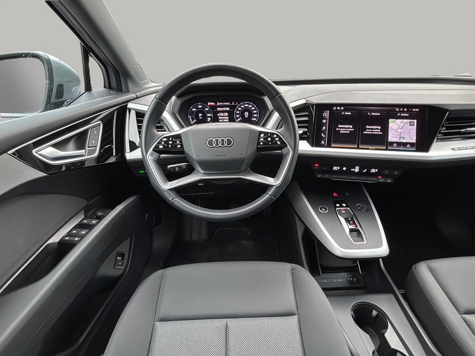 Audi Q4 e-tron 45 Advanced 5d