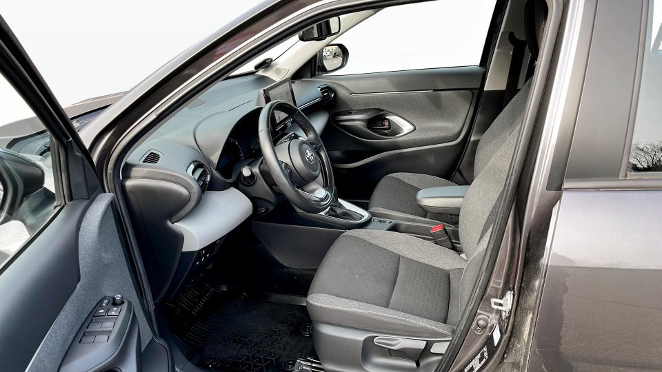 Toyota Yaris Cross 1,5 Hybrid Active Tech e-CVT 5d