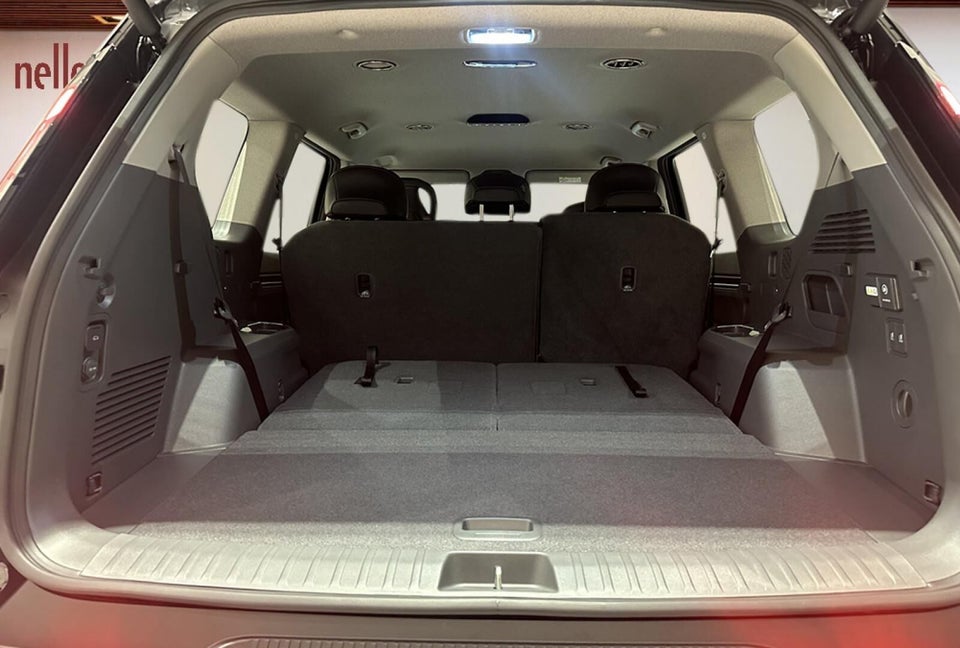 Kia EV9 76 Standard Range Upgrade RWD 7prs 5d