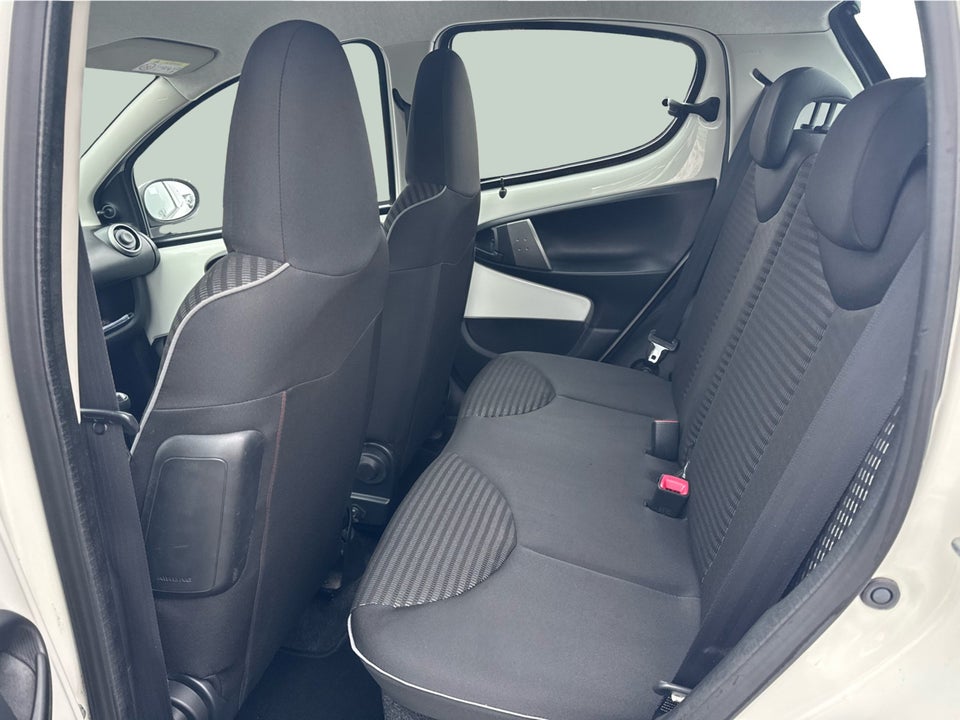 Peugeot 107 1,0 Active 5d