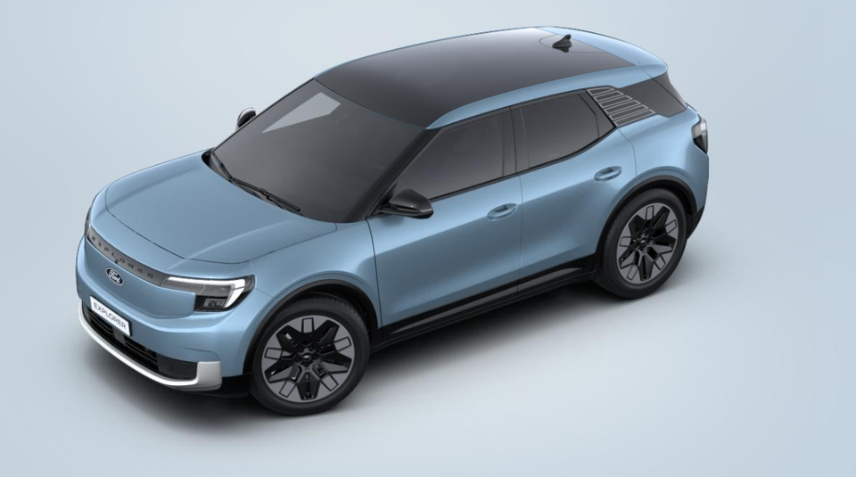 Ford Explorer 82 Premium Extended Range 5d